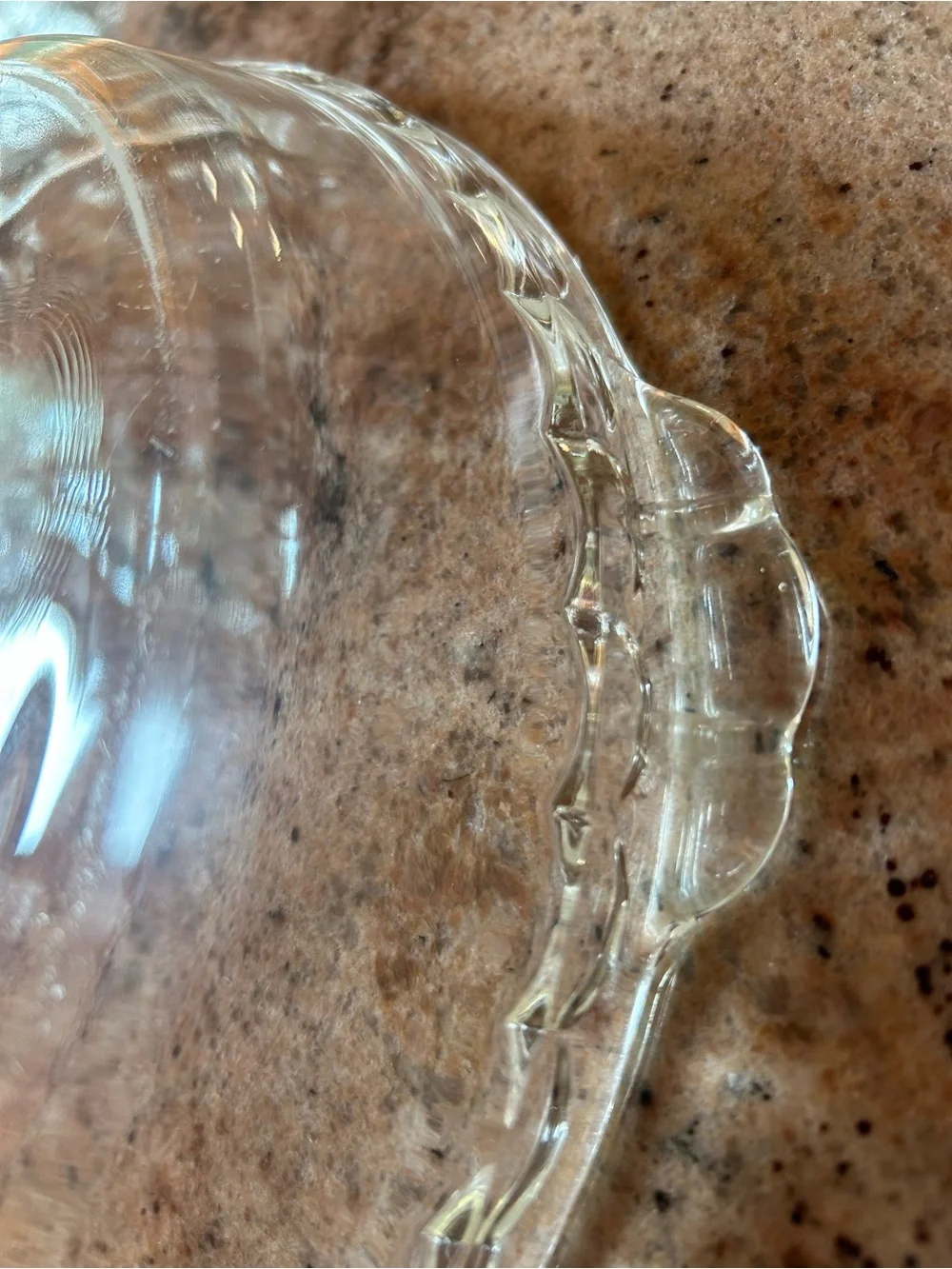 Pyrex TRADEMARK #229 Pie Dish 9.5” Clear  Glass w/Scalloped Rim Petite Handles